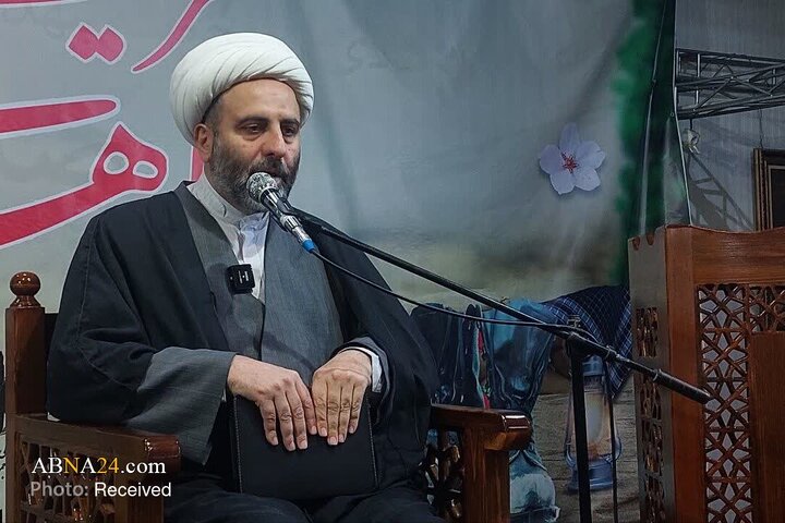 غریب