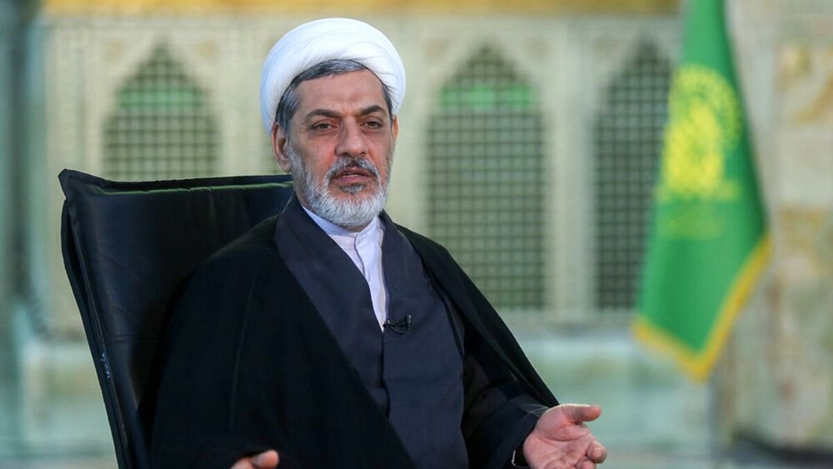 محبت عملی، مهم‌ترین نوع محبت/ عمل به دستورات اهل‌بیت(ع)؛ مهمترین نشانه عشق به آن‌هاست