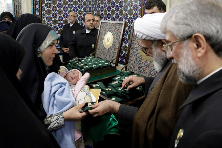 Photos: Dusting ceremony of Imam Reza Holy Shrine held with presence of women
