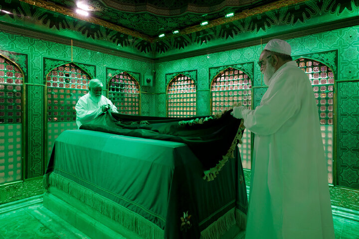 Photos: Dusting ceremony of Imam Reza Holy Shrine held with presence of women