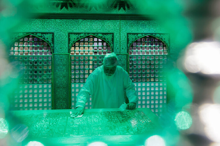 Photos: Dusting ceremony of Imam Reza Holy Shrine held with presence of women