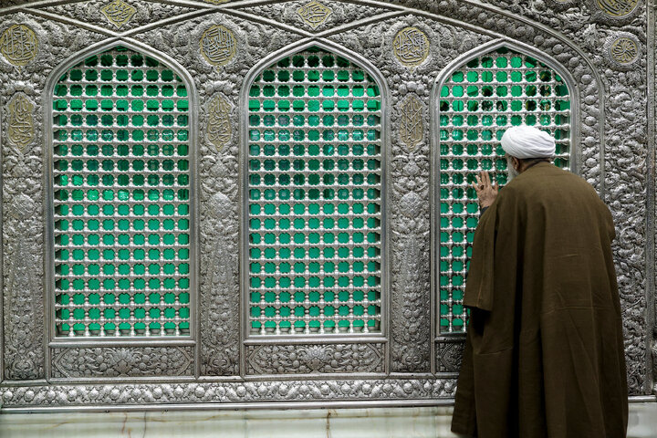 Photos: Dusting ceremony of Imam Reza Holy Shrine held with presence of women