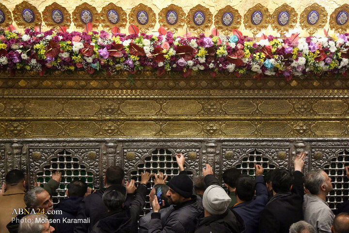 Photos: Lady Fatima Masoumeh shrine decorated with flowers on eve of Hazrat Zahra birth anniversary