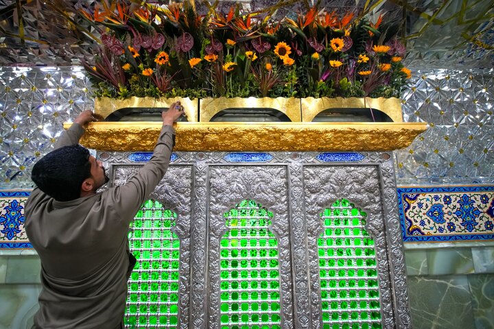 تصاویر | گل‌آرایی حرم مطهر عسکریین در میلاد حضرت فاطمه زهرا(س)