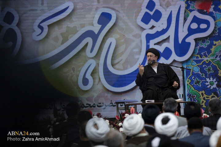 مراسم میلاد حضرت زهرا(س) در حرم مطهر امام خمینی(ره)