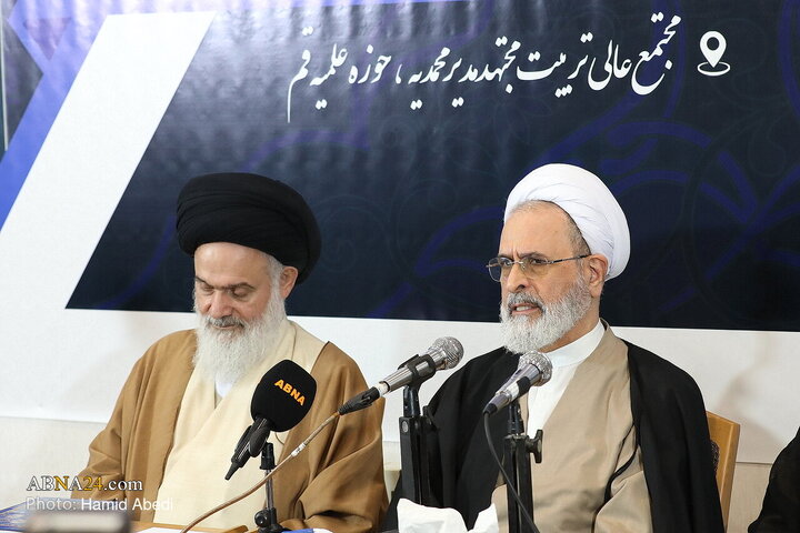 آیت الله یزدی «مرد بزنگاه‌های تاریخی» بود که راه را برای امت اسلام گشود