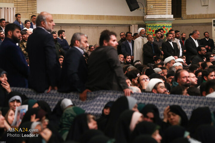 دیدار هزاران نفر از مداحان و ستایشگران اهل بیت(ع) با رهبر انقلاب