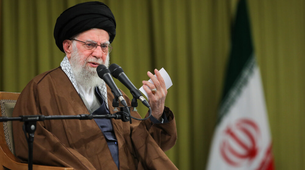 Ayatollah Khamenei: Iran Advancing Despite Many Challenges