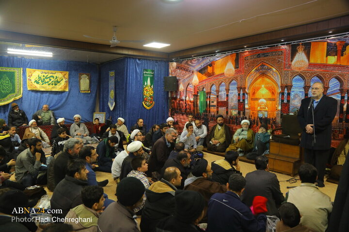 مراسم عمامه گذاری و جشن میلاد حضرت فاطمه زهرا(س)در بیت آیت‌الله فقیهی