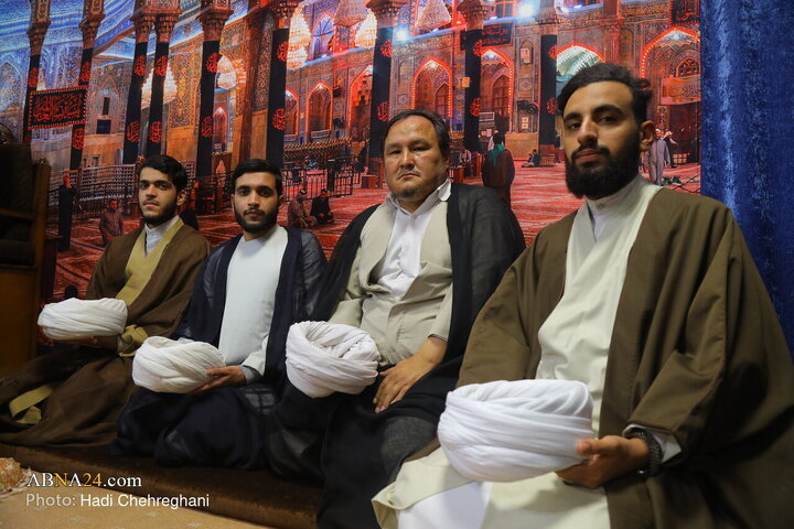 مراسم عمامه گذاری و جشن میلاد حضرت فاطمه زهرا(س)در بیت آیت‌الله فقیهی