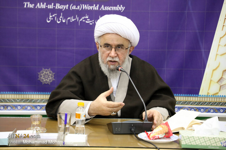Photos: Members of "Menar" Seminary Council meet Ayatollah Ramazani