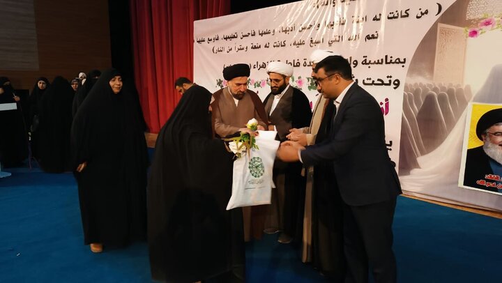 Photos: Taklif ceremony for 1,300 girls held in Najaf by AhlulBayt World Assembly