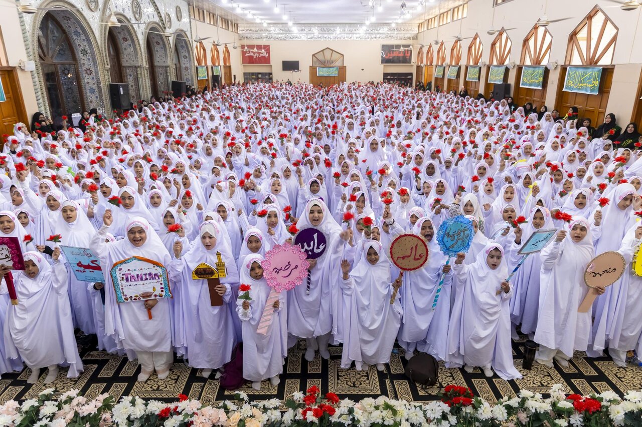 Al-Abbas Holy Shrine hosts obligation ceremony for 2,000 girls in Pakistan
