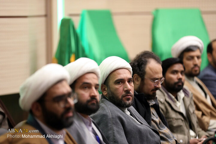 رونمایی از ۵۰ اثر پژوهشی مجمع جهانی اهل‌بیت(ع) در ۸ زبان