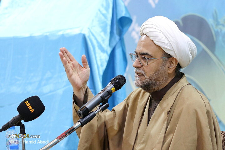 سلوک رفتاری اهل‌بیت(ع) برخلاف یک اثر هنری، کهنه و قدیمی نمی‌شود/ در امور اعتقادی و تاریخی هم باید روایت اول را داشته باشیم