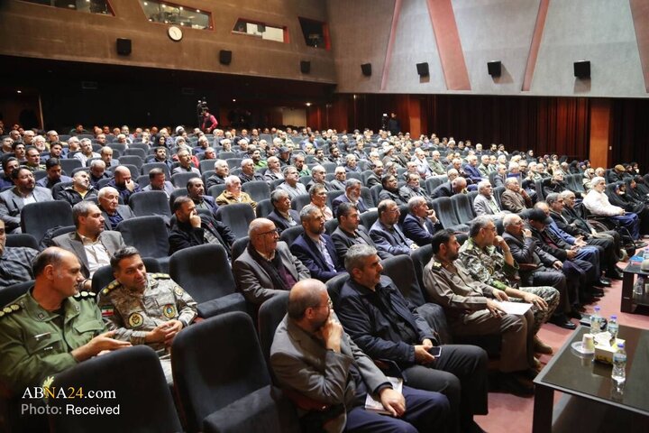 تجلیل از پژوهشگران برگزیده دفاع مقدس و مقاومت در موزه ملی انقلاب اسلامی