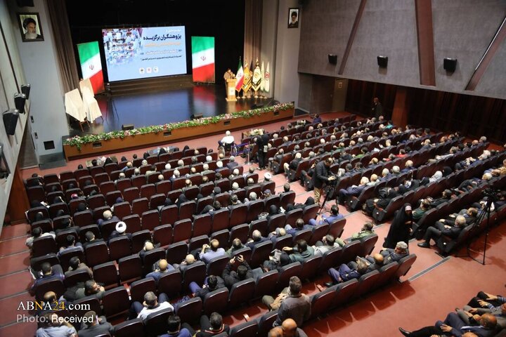 Photos: Honoring Distinguished Researchers of Sacred Defense, Resistance at National Museum of Islamic Revolution