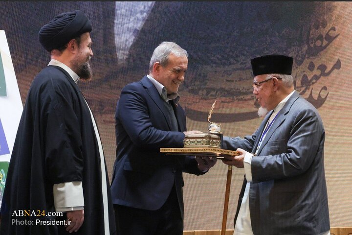 Photos: Closing Ceremony of First Edition of Imam Khomeini World Award