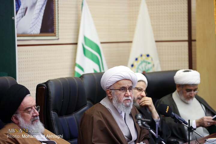 آیین رونمایی از موسوعه معارف شیعه در مجمع جهانی اهل‌بیت(ع)