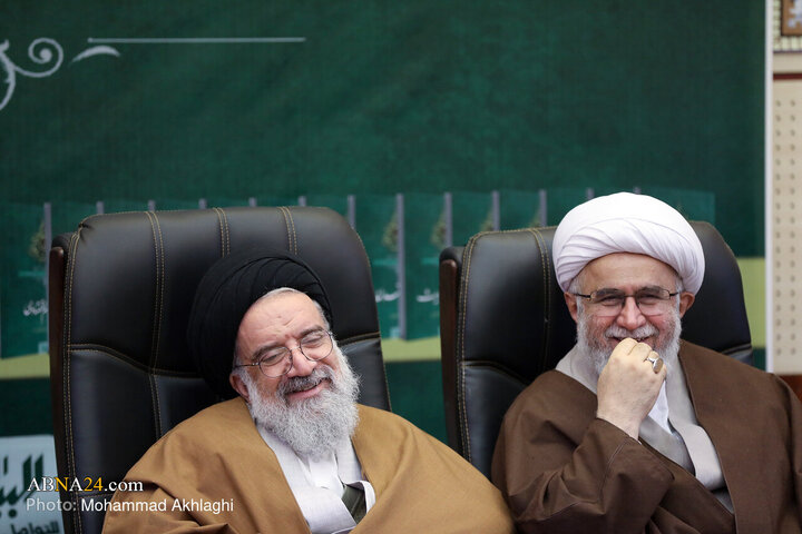آیین رونمایی از موسوعه معارف شیعه در مجمع جهانی اهل‌بیت(ع)