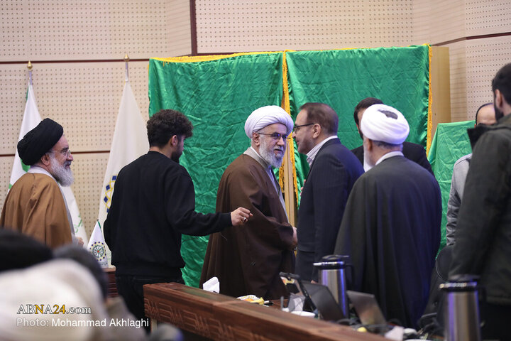 آیین رونمایی از موسوعه معارف شیعه در مجمع جهانی اهل‌بیت(ع)