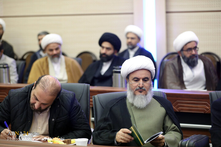 آیین رونمایی از موسوعه معارف شیعه در مجمع جهانی اهل‌بیت(ع)