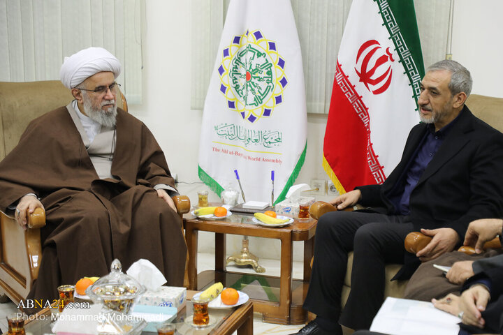 دیدار مهمانان خارجی جایزه جهانی امام خمینی(ره) با دبیر‌کل مجمع جهانی اهل‌بیت(ع)