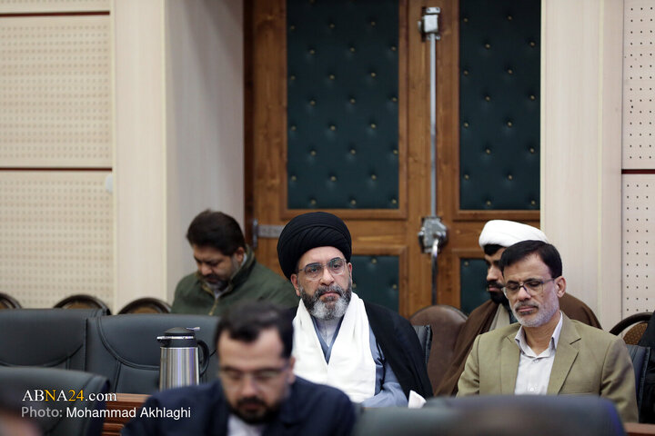 Photos (1): Unveiling ceremony of Encyclopedia of Shia teachings held at AhlulBayt World Assembly
