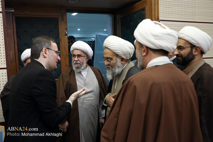Photos (1): Unveiling ceremony of Encyclopedia of Shia teachings held at AhlulBayt World Assembly