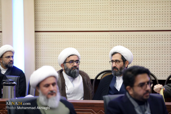 Photos (2): Unveiling ceremony of Encyclopedia of Shia teachings held at AhlulBayt World Assembly