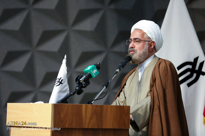 Photos: National conference on “School, Conduct of Holy Prophet: Islamic Humanities for Building Individuals, Society”