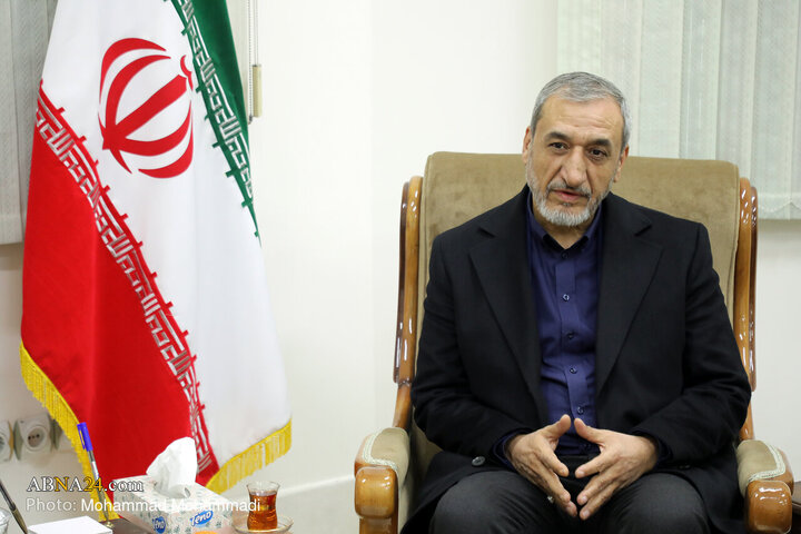 دیدار  قدیر آکاراس یکی از مهمانان خارجی جایزه جهانی امام خمینی(ره) با آیت‌الله رمضانی، دبیرکل مجمع جهانی اهل بیت‌(ع)
