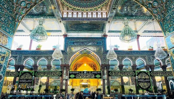 تصاویر | تزئین حرم امام حسین(ع) با کتیبه و پارچه‌نوشته‌ها به مناسبت میلاد امام باقر(ع)