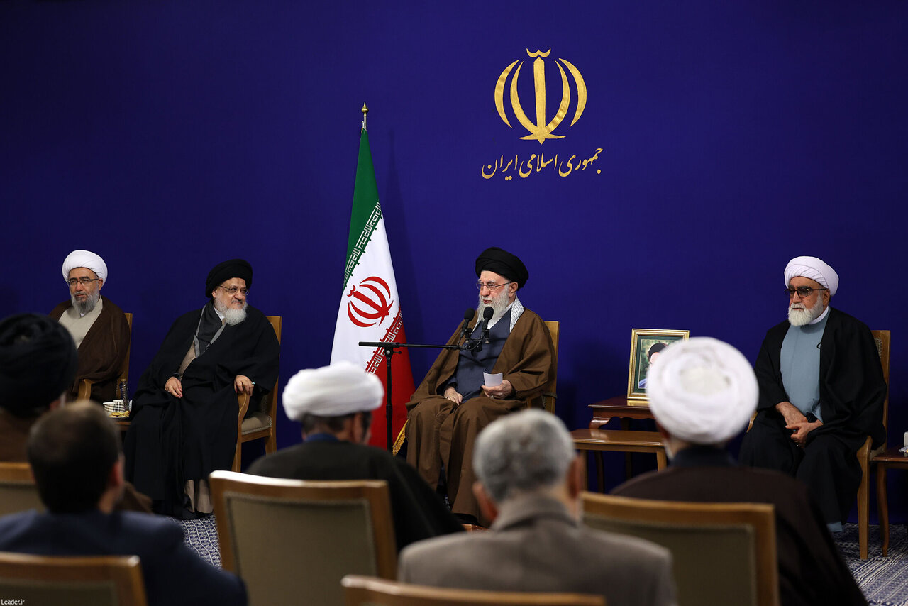 رهبر انقلاب: آیت‌الله میلانی از ارکان نهضت اسلامی است