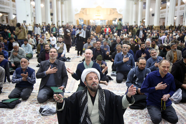 Photos: Special Program of Laylat al-Raghaib held at Hazrat Masoumeh holy shrine