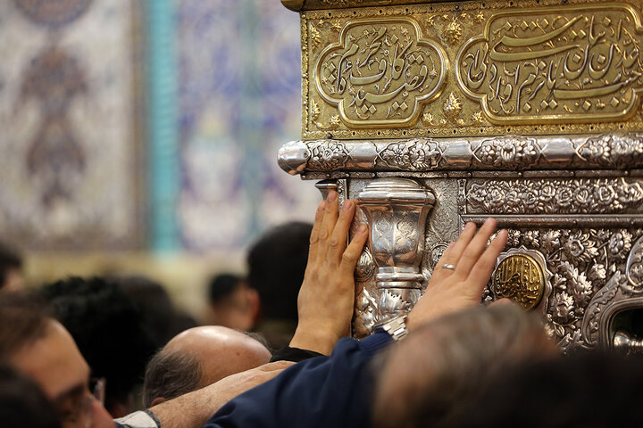 Photos: Special Program of Laylat al-Raghaib held at Hazrat Masoumeh holy shrine