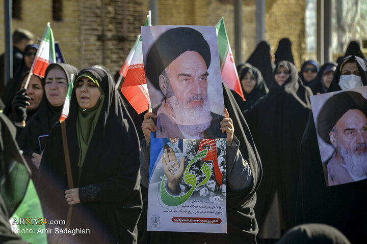 Photos: Commemoration Ceremony of “9 Dey Epic” Held in Shiraz
