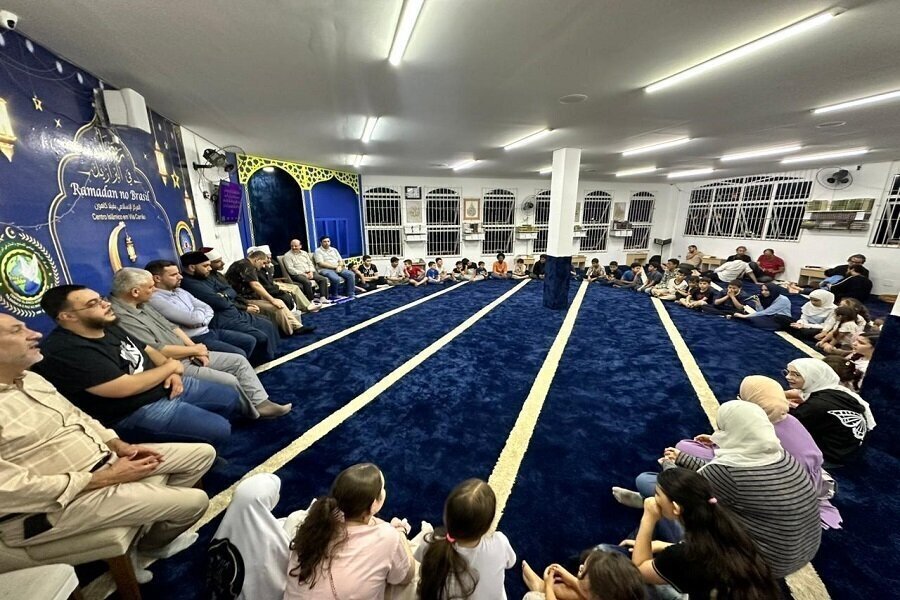 São Paulo, Brasil: Celebración de un curso de memorización del Corán para niños y adolescentes