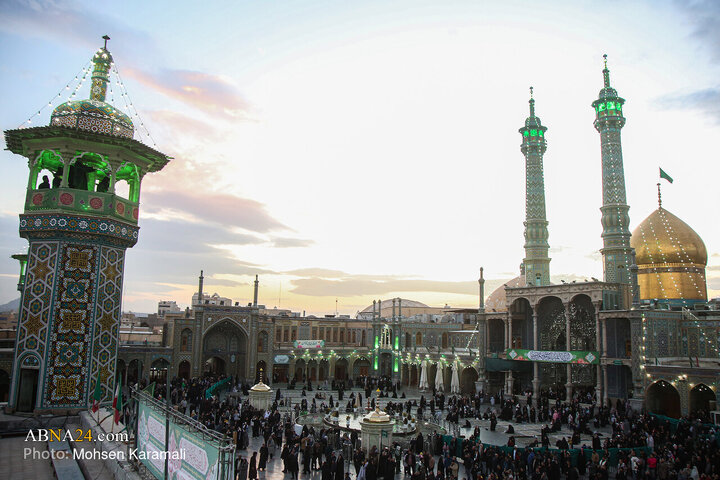 حال و هوای حرم حضرت معصومه(س) در شب میلاد امام علی(ع)