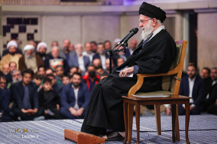 دیدار خانواده شهدای اقتدار با رهبر انقلاب در روز میلاد امیرالمومنین(ع)