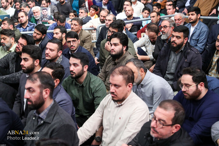 دیدار خانواده شهدای اقتدار با رهبر انقلاب در روز میلاد امیرالمومنین(ع)