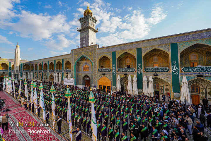 ادای احترام خادمان حرم علوی به مناسبت میلاد مولود کعبه