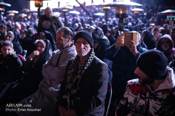 رونمایی از نماد «فاتح خیبر» در میدان امام خمینی (ره) تهران