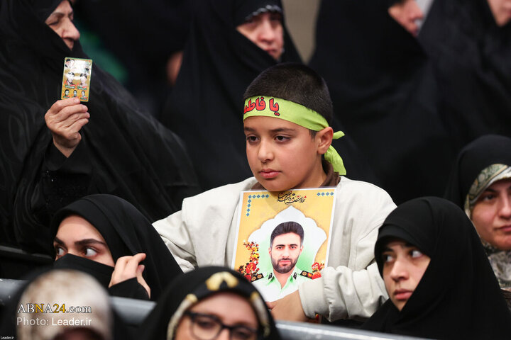 Photos: Imam Khamenei meets with families of martyrs on birth anniversary of Imam Ali (a.s.)