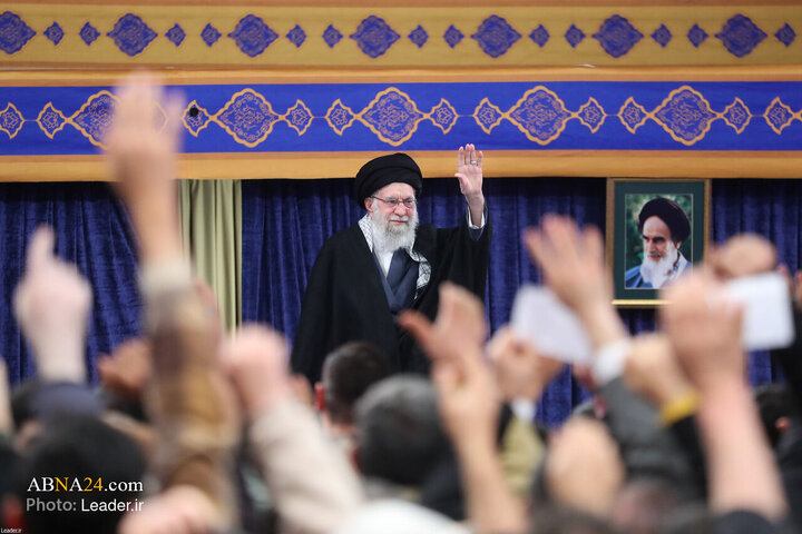 Photos: Imam Khamenei meets with families of martyrs on birth anniversary of Imam Ali (a.s.)