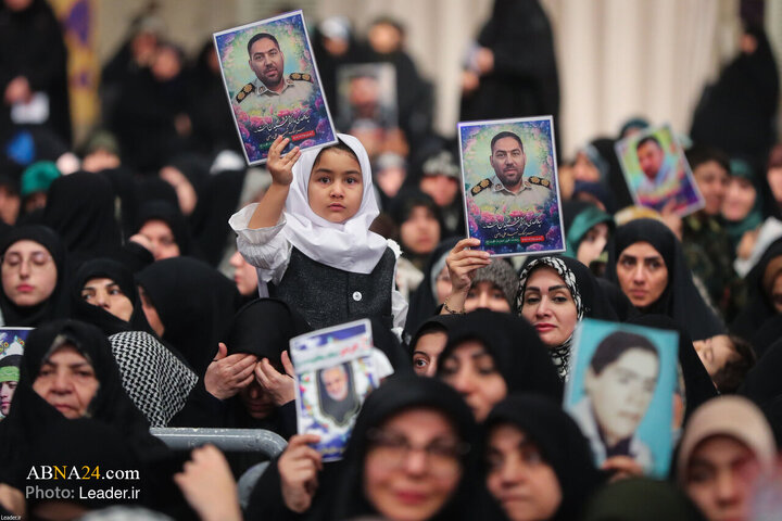 Photos: Imam Khamenei meets with families of martyrs on birth anniversary of Imam Ali (a.s.)