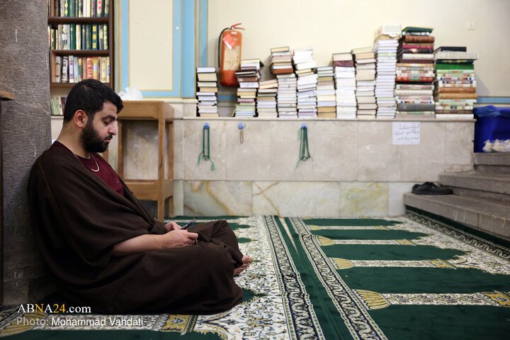 Photos: Spiritual Itikaf Ceremony Held at Abdol-Azim Hasani Shrine