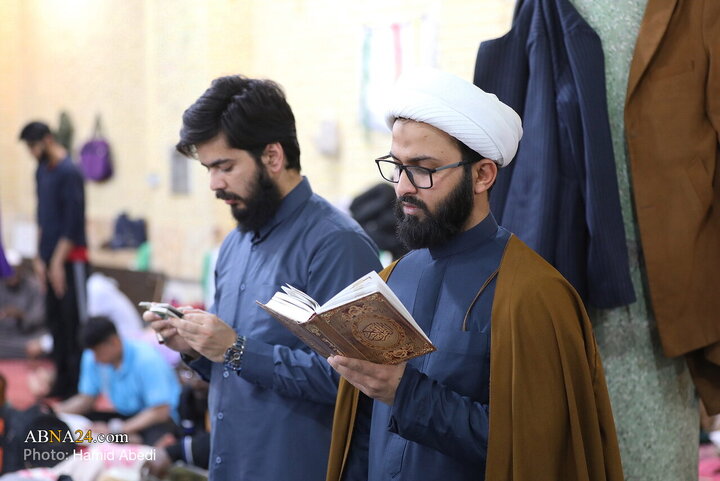 آئین معنوی اعتکاف طلاب غیرایرانی