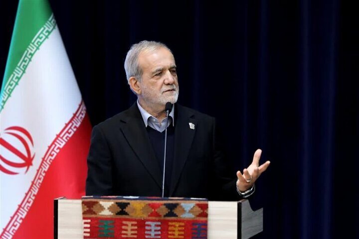 Pres. Pezeshkian: National Unity Prevents Surrender to Foreign Pressure