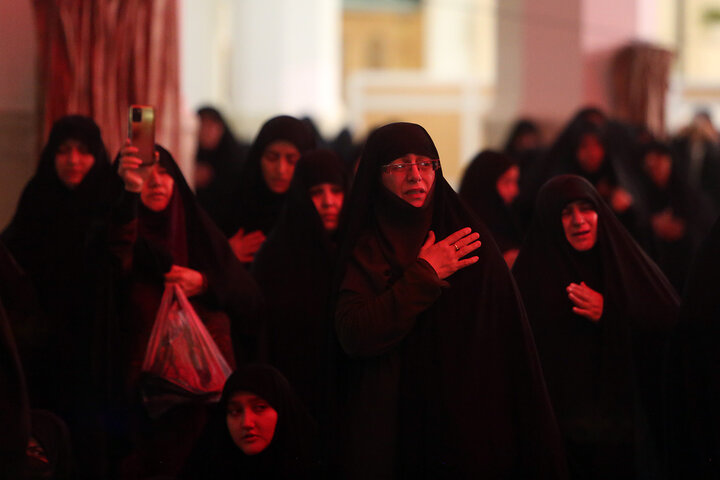 Photos: Hazrat Zainab mourning ceremony held at Lady Fatima Masoumeh shrine in Qom